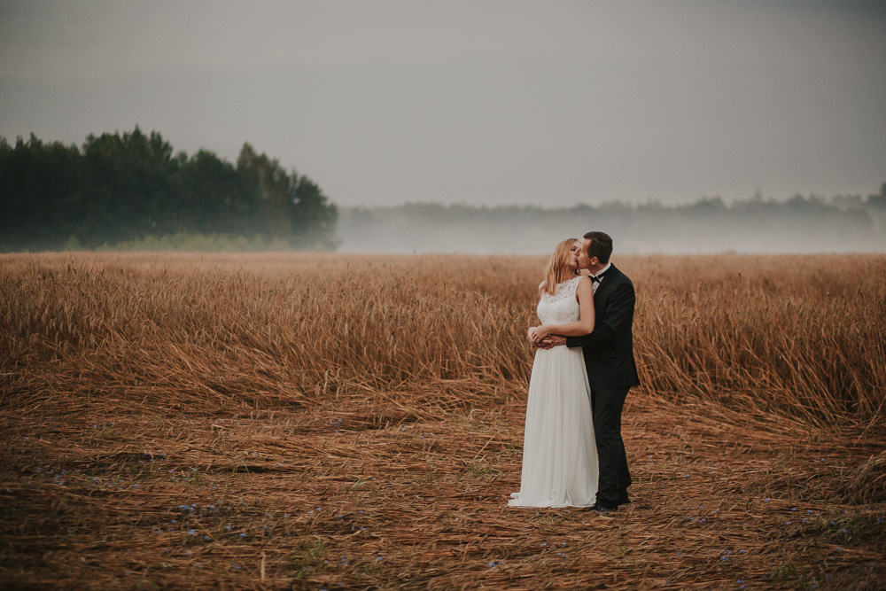Agnieszka i Tomek – zdjęcia plenerowe - fotograf ślubny Białystok Łomża Podlasie - Kamil Rumiński fotografia ślubna - fotograf ślubny Białystok Łomża