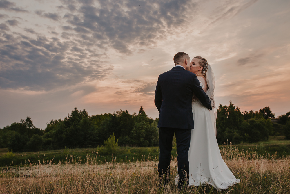 Magda i Krzysiek – wyjątkowy plener - fotograf ślubny Białystok Łomża Podlasie - Kamil Rumiński fotografia ślubna - fotograf ślubny Białystok Łomża