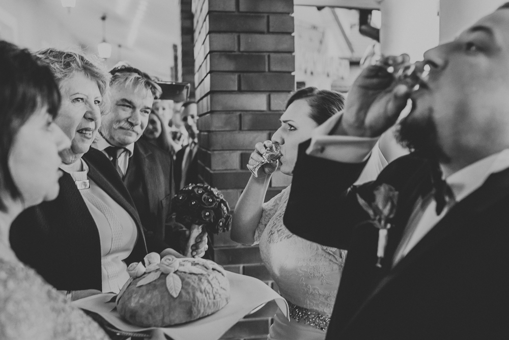 Paulina i Marcin – uroczystość prawosławna - fotograf ślubny Białystok Łomża Podlasie - Kamil Rumiński fotografia ślubna - fotograf ślubny Białystok Łomża