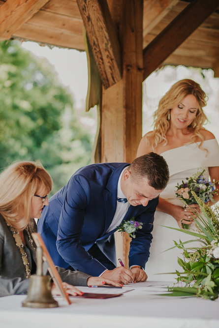 Natasza i Paweł – ślub pod chmurką - fotograf ślubny Białystok Łomża Podlasie - Kamil Rumiński fotografia ślubna - fotograf ślubny Białystok Łomża