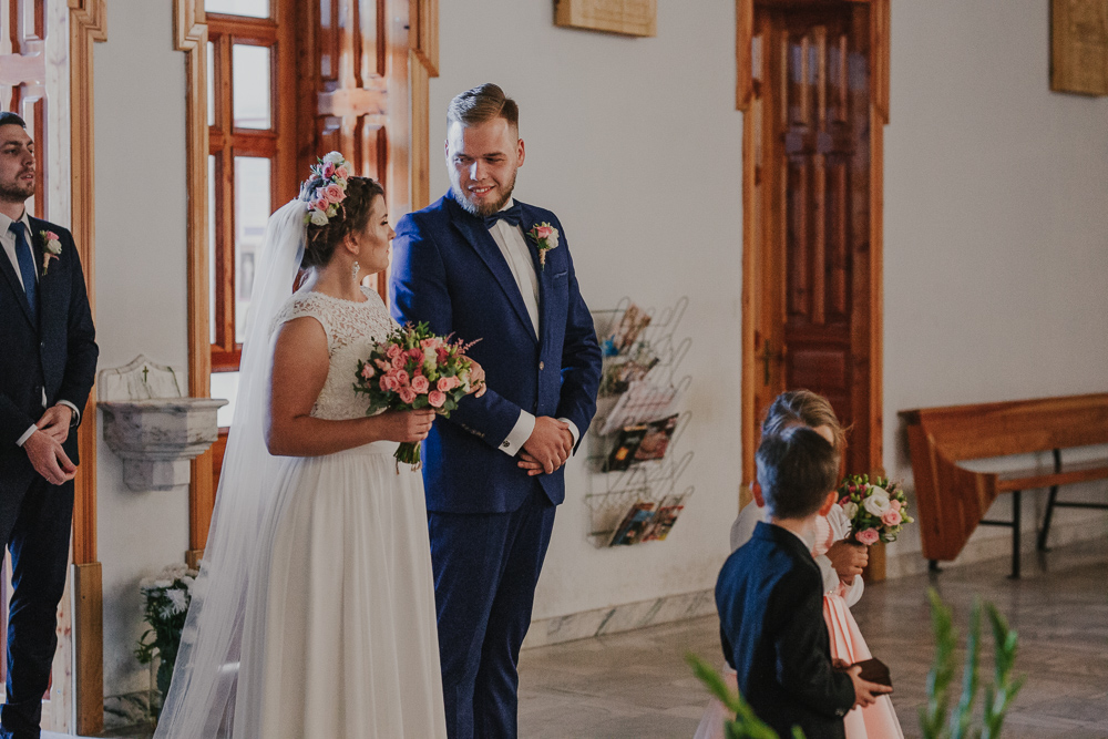 Sylwia i Dawid – reportaż ze ślubu - fotograf ślubny Białystok Łomża Podlasie - Kamil Rumiński fotografia ślubna - fotograf ślubny Białystok Łomża