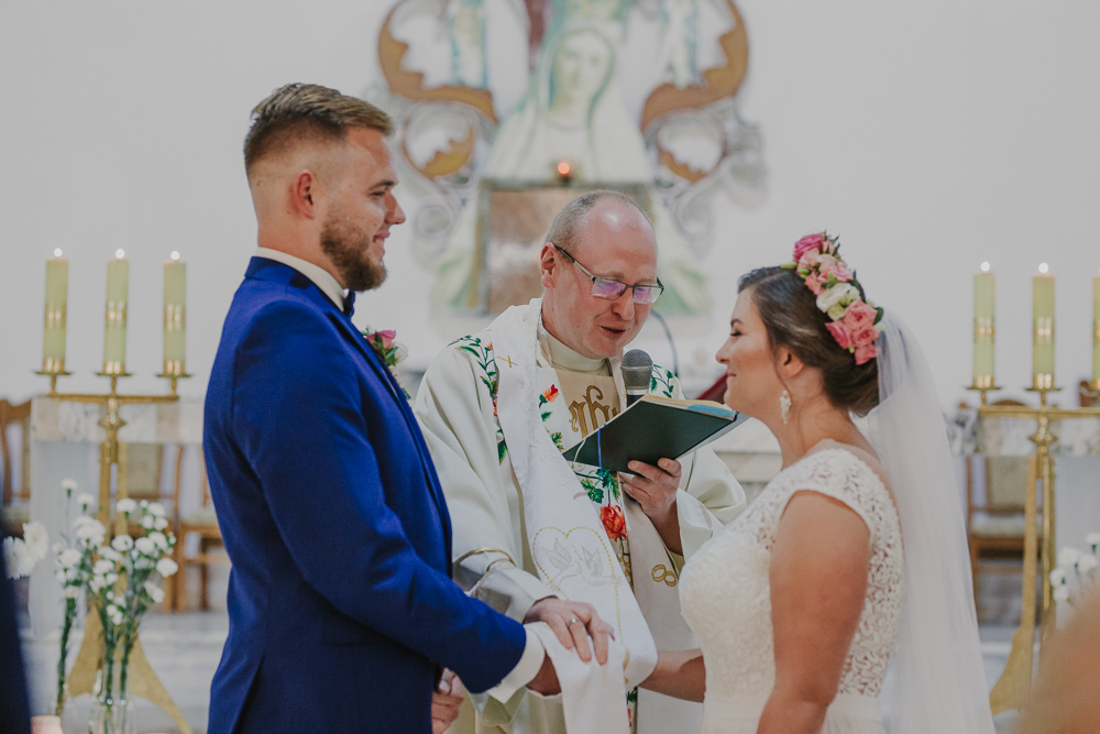 Sylwia i Dawid – reportaż ze ślubu - fotograf ślubny Białystok Łomża Podlasie - Kamil Rumiński fotografia ślubna - fotograf ślubny Białystok Łomża