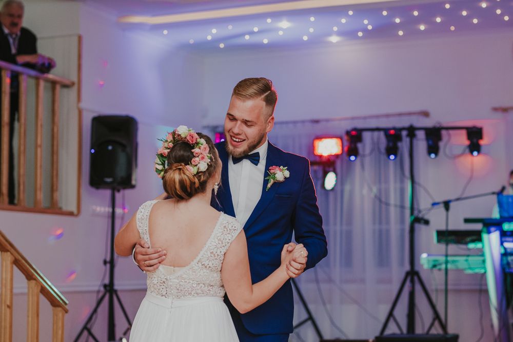 Sylwia i Dawid – reportaż ze ślubu - fotograf ślubny Białystok Łomża Podlasie - Kamil Rumiński fotografia ślubna - fotograf ślubny Białystok Łomża