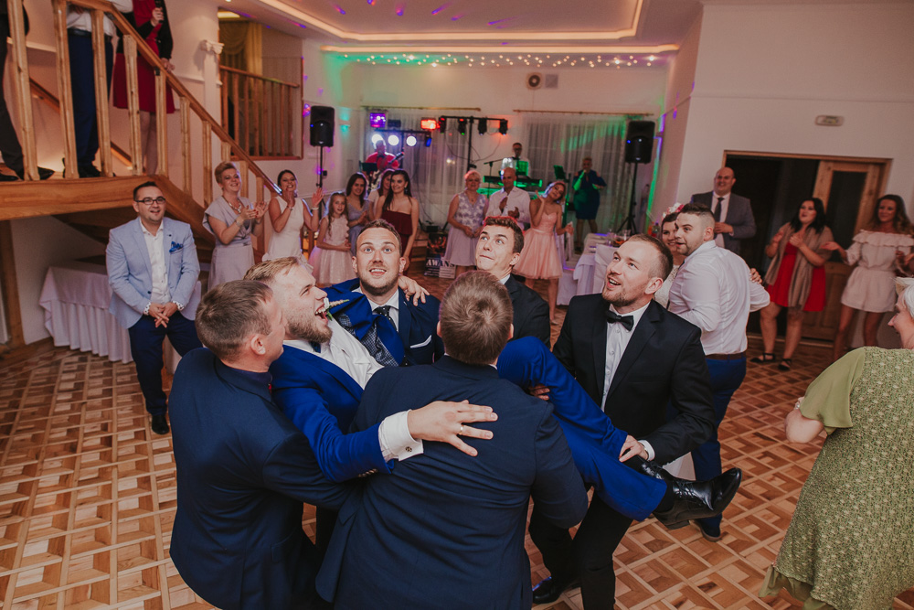 Sylwia i Dawid – reportaż ze ślubu - fotograf ślubny Białystok Łomża Podlasie - Kamil Rumiński fotografia ślubna - fotograf ślubny Białystok Łomża