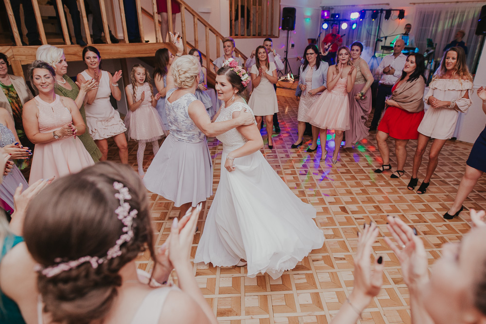 Sylwia i Dawid – reportaż ze ślubu - fotograf ślubny Białystok Łomża Podlasie - Kamil Rumiński fotografia ślubna - fotograf ślubny Białystok Łomża