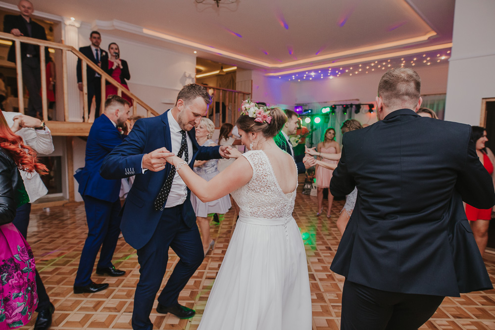 Sylwia i Dawid – reportaż ze ślubu - fotograf ślubny Białystok Łomża Podlasie - Kamil Rumiński fotografia ślubna - fotograf ślubny Białystok Łomża