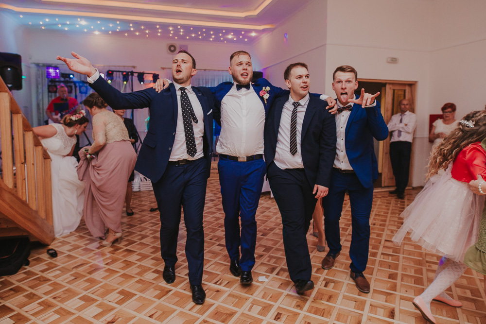 Sylwia i Dawid – reportaż ze ślubu - fotograf ślubny Białystok Łomża Podlasie - Kamil Rumiński fotografia ślubna - fotograf ślubny Białystok Łomża