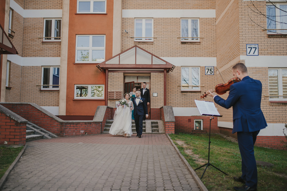 Kasia i Piotr – fotografia ślubna - fotograf ślubny Białystok Łomża Podlasie - Kamil Rumiński fotografia ślubna Pięć Dębów, Supraśl, Pięć Dębów ślub, ślub wesele, zdjęcia Pięć Dębów, Pięć Dębów Supraśl, zabawa weselna Pięć Dębów, wesele Pięć Dębów, fotograf ślubny - fotograf ślubny Białystok Łomża