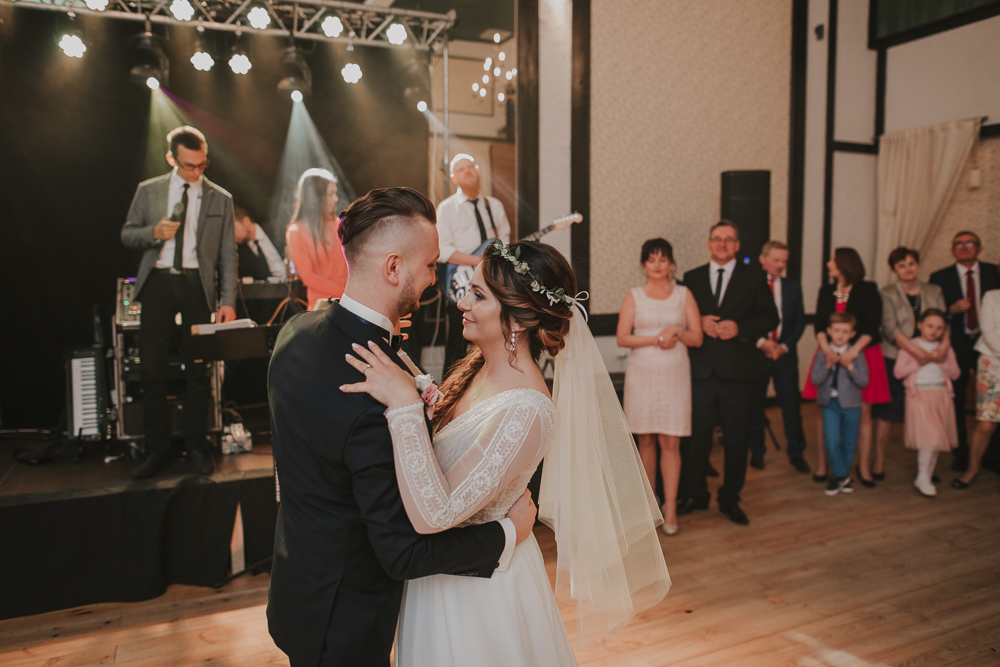 Kasia i Piotr – fotografia ślubna - fotograf ślubny Białystok Łomża Podlasie - Kamil Rumiński fotografia ślubna Pięć Dębów, Supraśl, Pięć Dębów ślub, ślub wesele, zdjęcia Pięć Dębów, Pięć Dębów Supraśl, zabawa weselna Pięć Dębów, wesele Pięć Dębów, fotograf ślubny - fotograf ślubny Białystok Łomża