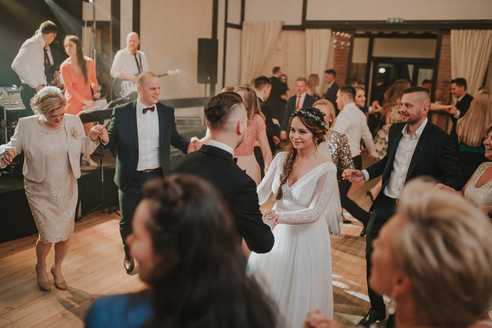 Kasia i Piotr – fotografia ślubna - fotograf ślubny Białystok Łomża Podlasie - Kamil Rumiński fotografia ślubna Pięć Dębów, Supraśl, Pięć Dębów ślub, ślub wesele, zdjęcia Pięć Dębów, Pięć Dębów Supraśl, zabawa weselna Pięć Dębów, wesele Pięć Dębów, fotograf ślubny - fotograf ślubny Białystok Łomża