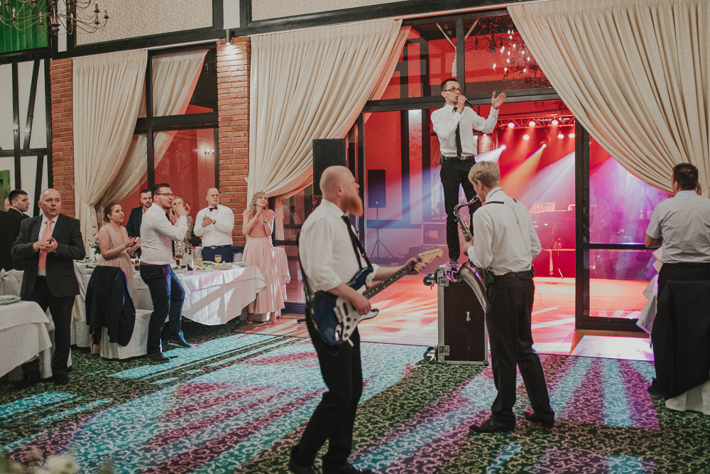 Kasia i Piotr – fotografia ślubna - fotograf ślubny Białystok Łomża Podlasie - Kamil Rumiński fotografia ślubna Pięć Dębów, Supraśl, Pięć Dębów ślub, ślub wesele, zdjęcia Pięć Dębów, Pięć Dębów Supraśl, zabawa weselna Pięć Dębów, wesele Pięć Dębów, fotograf ślubny - fotograf ślubny Białystok Łomża