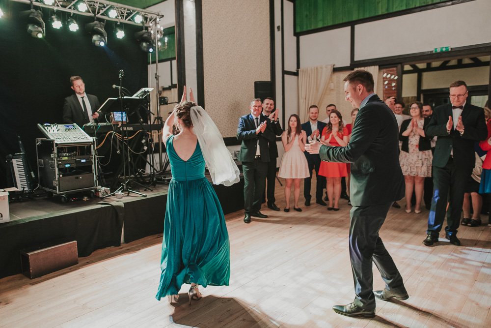 Kasia i Piotr – fotografia ślubna - fotograf ślubny Białystok Łomża Podlasie - Kamil Rumiński fotografia ślubna Pięć Dębów, Supraśl, Pięć Dębów ślub, ślub wesele, zdjęcia Pięć Dębów, Pięć Dębów Supraśl, zabawa weselna Pięć Dębów, wesele Pięć Dębów, fotograf ślubny - fotograf ślubny Białystok Łomża