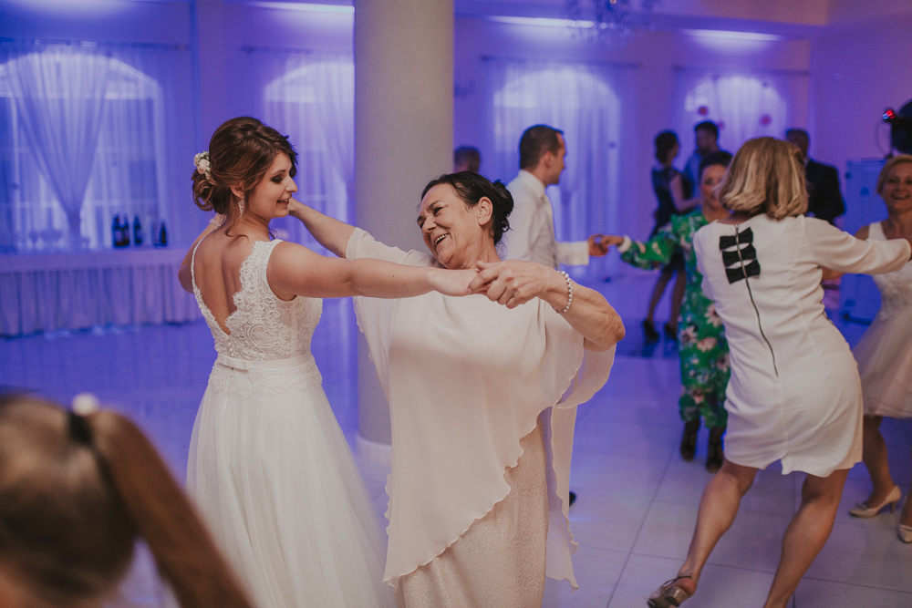 fotografia ślubna, fotografie ślubne, zdjęcia ślubne, fotograf ślub, zdjęcia weselne, dobre zdjęcia ślubne, polecany fotograf ślubny, dobry fotograf ślubny - fotograf ślubny Białystok Łomża