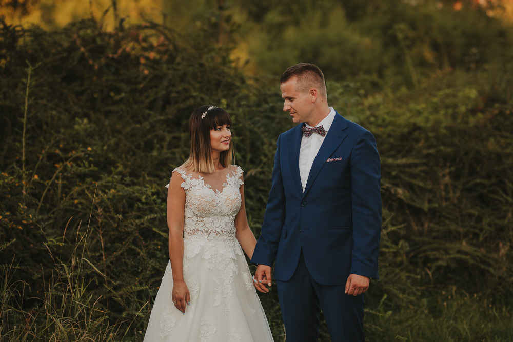 sesja plenerowa, plener ślubny, zdjęcia ślubne w plenerze, fotograf ślub plener, fotograf wesele sesja plenerowa - fotograf ślubny Białystok Łomża