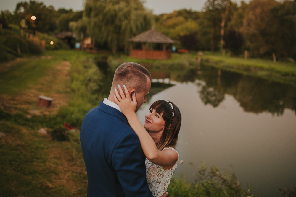 sesja plenerowa, plener ślubny, zdjęcia ślubne w plenerze, fotograf ślub plener, fotograf wesele sesja plenerowa - fotograf ślubny Białystok Łomża