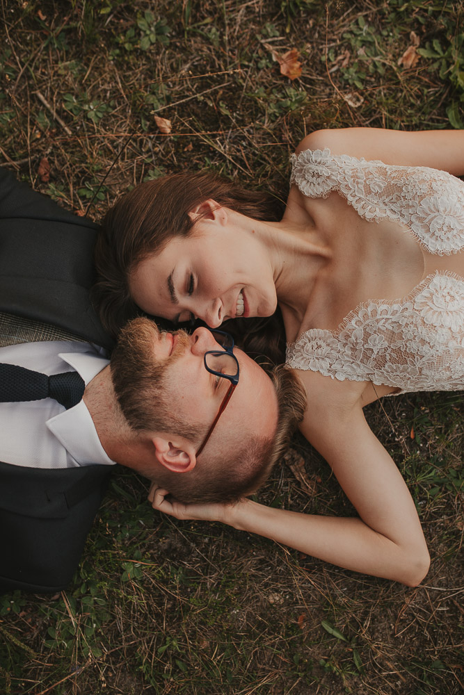 Kasia i Paweł – plener o wschodzie słońca - fotograf ślubny Białystok Łomża Podlasie - Kamil Rumiński fotografia ślubna - fotograf ślubny Białystok Łomża