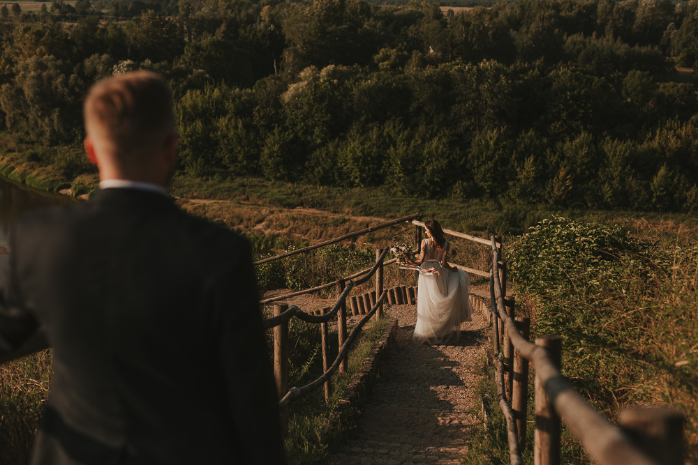 Kasia i Paweł – plener o wschodzie słońca - fotograf ślubny Białystok Łomża Podlasie - Kamil Rumiński fotografia ślubna - fotograf ślubny Białystok Łomża