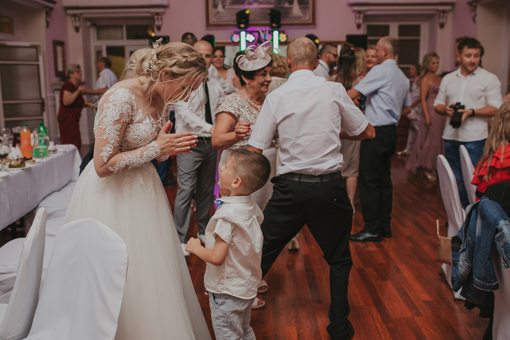 Paulina i Dawid – reportaż ślubny - fotograf ślubny Białystok Łomża Podlasie - Kamil Rumiński fotografia ślubna - fotograf ślubny Białystok Łomża