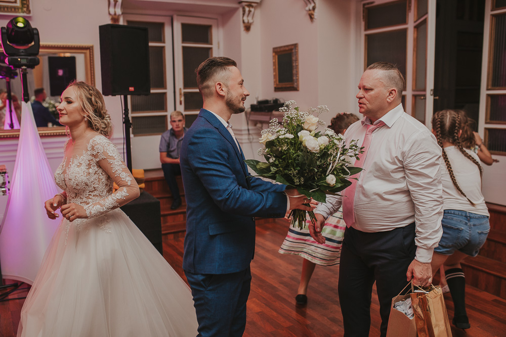 Paulina i Dawid – reportaż ślubny - fotograf ślubny Białystok Łomża Podlasie - Kamil Rumiński fotografia ślubna - fotograf ślubny Białystok Łomża