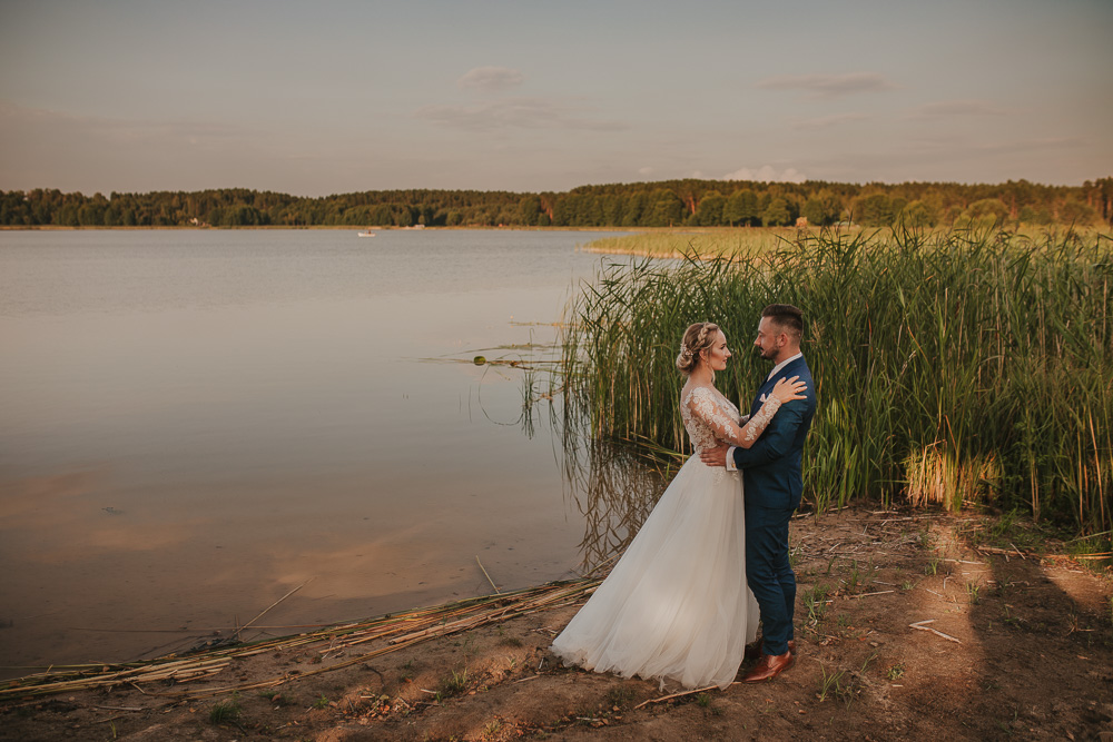 Paulina i Dawid – sesja plenerowa - fotograf ślubny Białystok Łomża Podlasie - Kamil Rumiński fotografia ślubna - fotograf ślubny Białystok Łomża