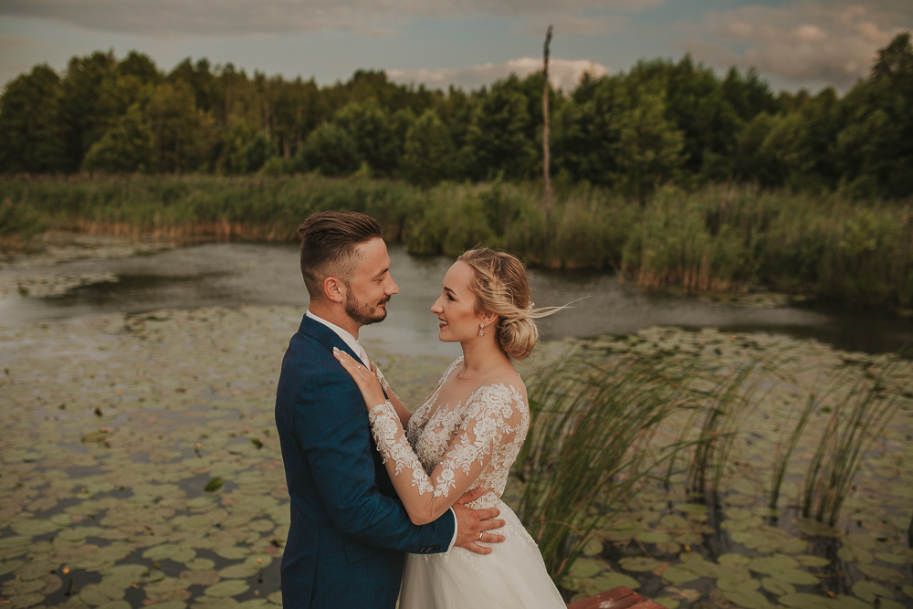 Paulina i Dawid – sesja plenerowa - fotograf ślubny Białystok Łomża Podlasie - Kamil Rumiński fotografia ślubna - fotograf ślubny Białystok Łomża