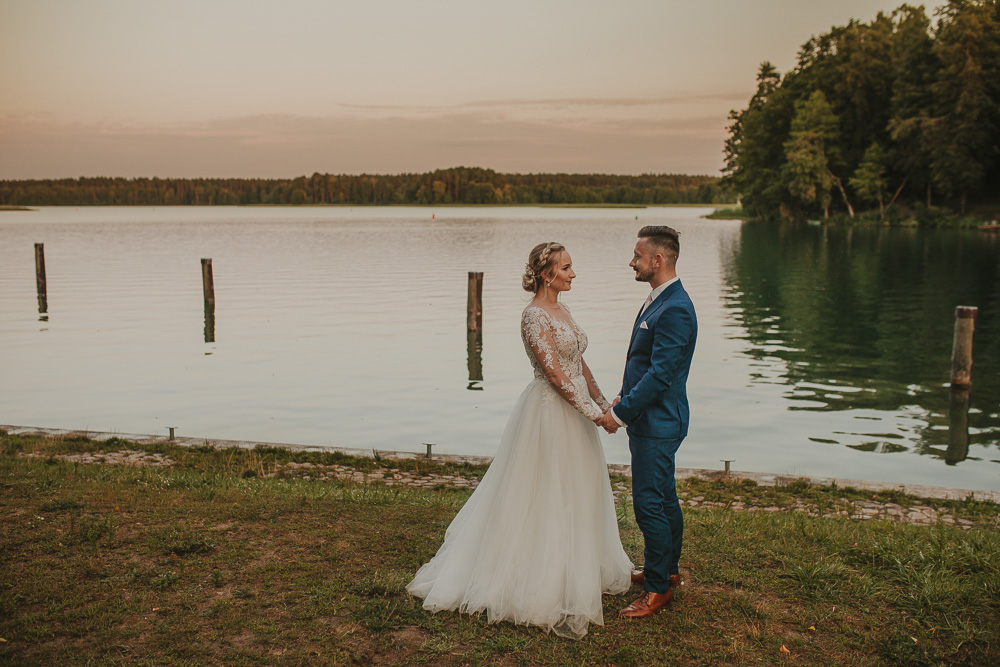 Paulina i Dawid – sesja plenerowa - fotograf ślubny Białystok Łomża Podlasie - Kamil Rumiński fotografia ślubna - fotograf ślubny Białystok Łomża